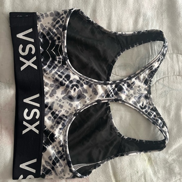 VSX Monochrome Patterned Sports Bra - Picture 11 of 11